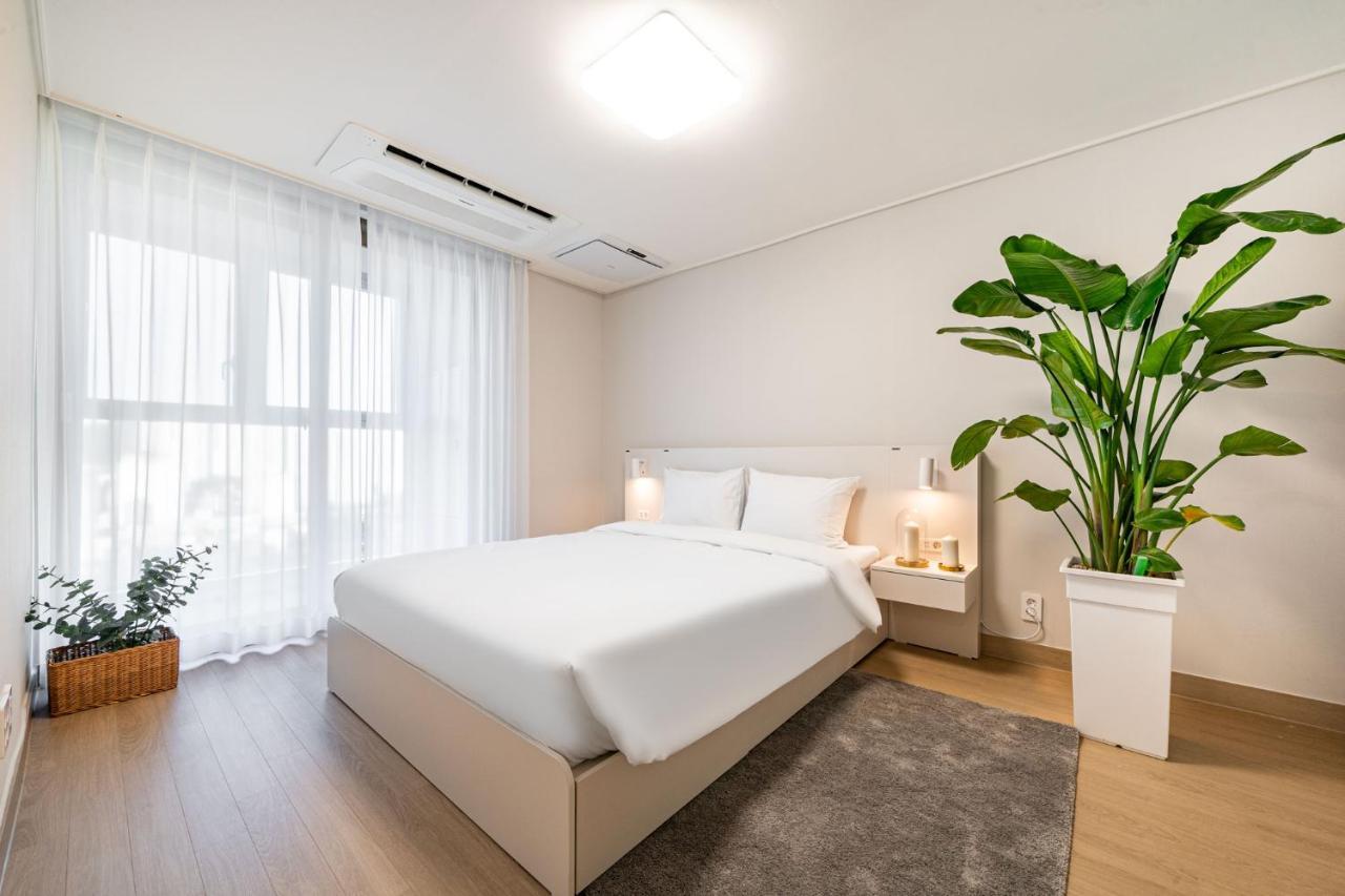 Allzip Archieve4H Residence Hotel Busan Buitenkant foto